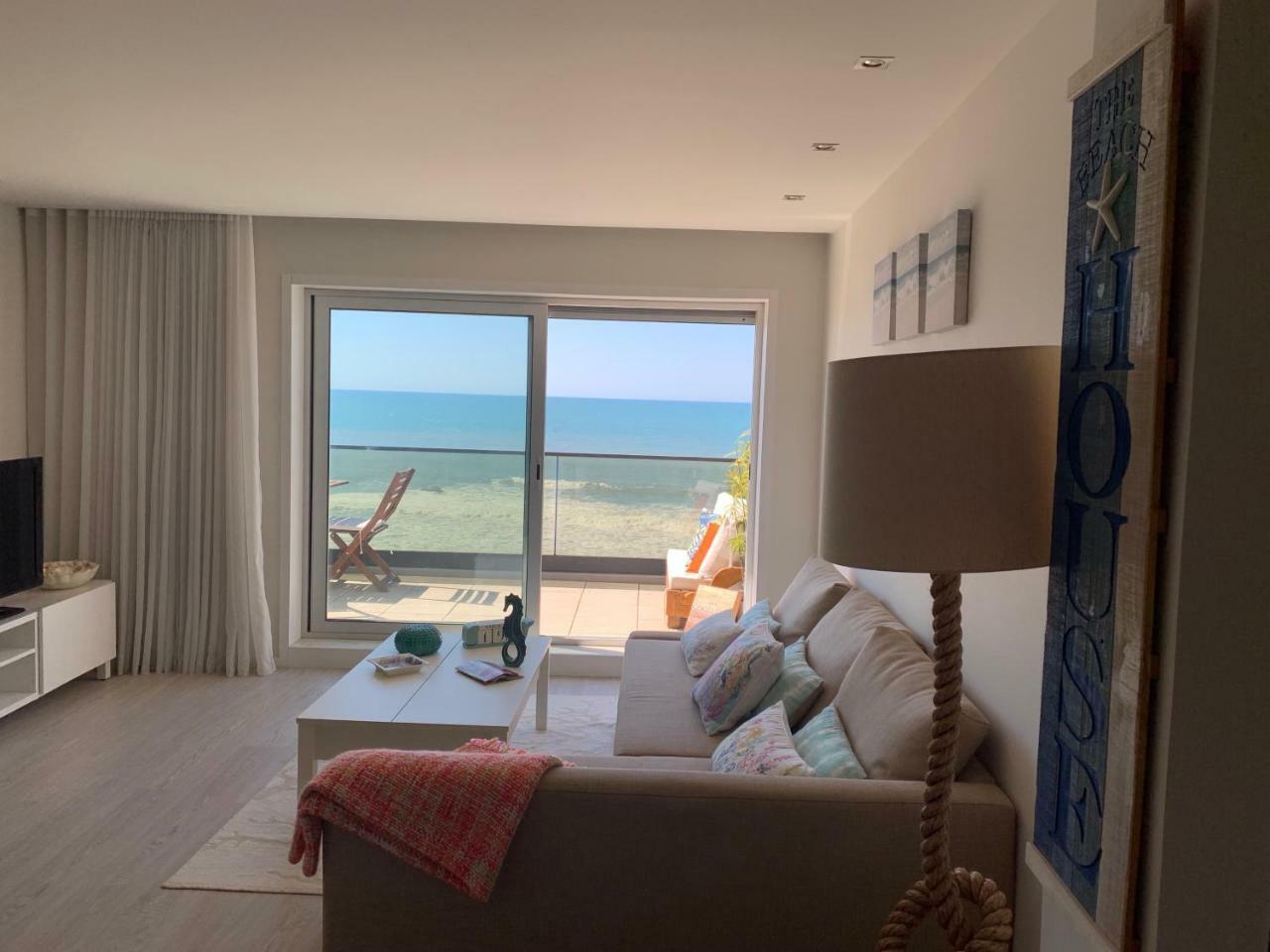 Front Beach Apartment 波瓦－迪瓦尔津 外观 照片
