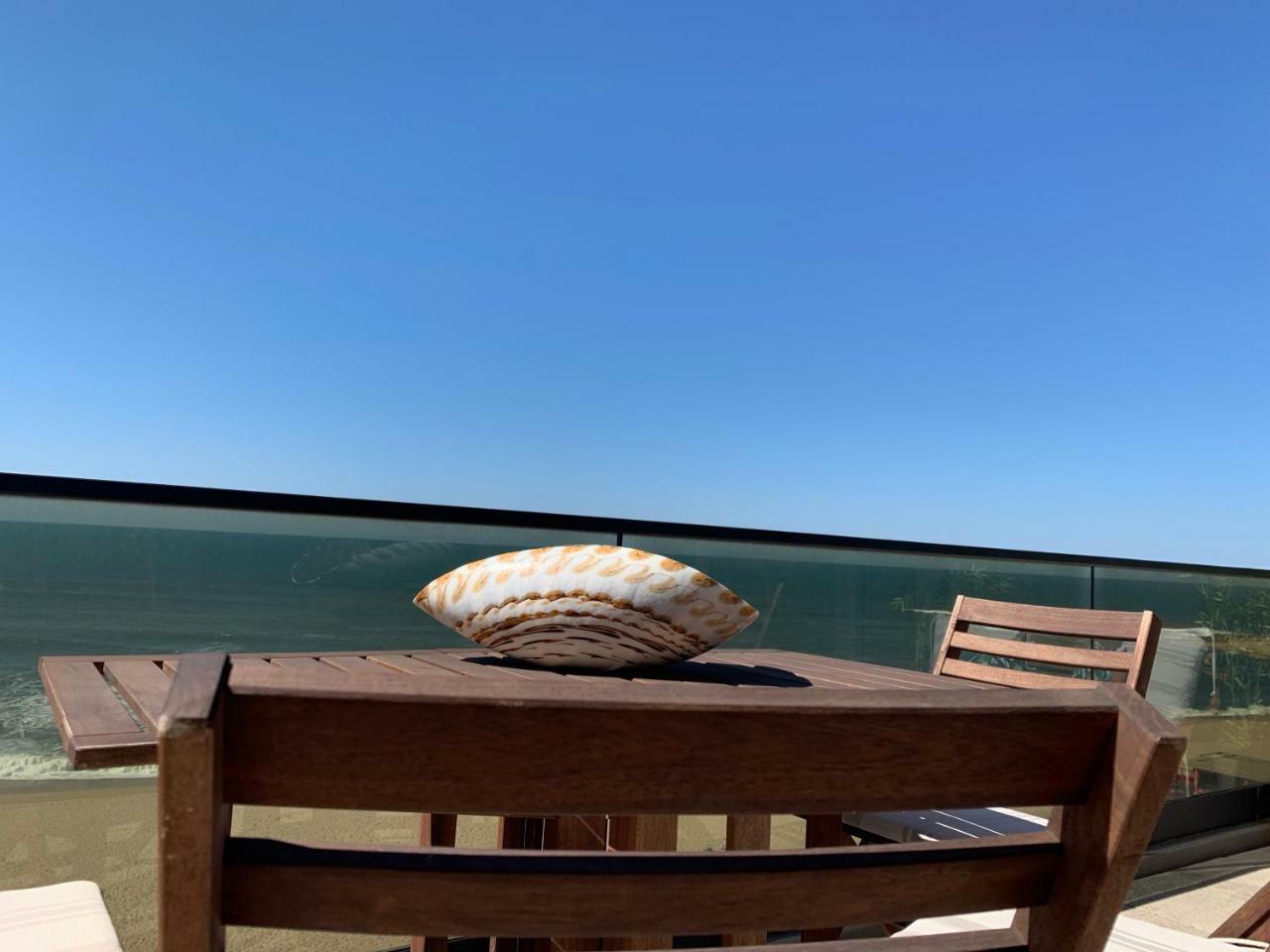 Front Beach Apartment 波瓦－迪瓦尔津 外观 照片